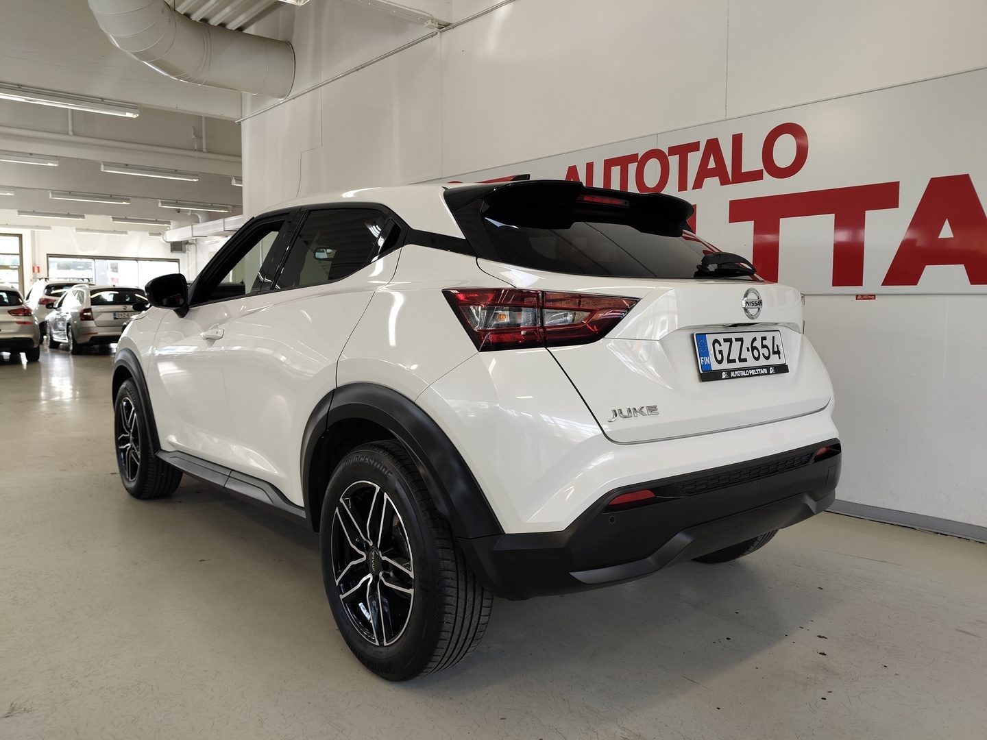NISSAN Juke 4