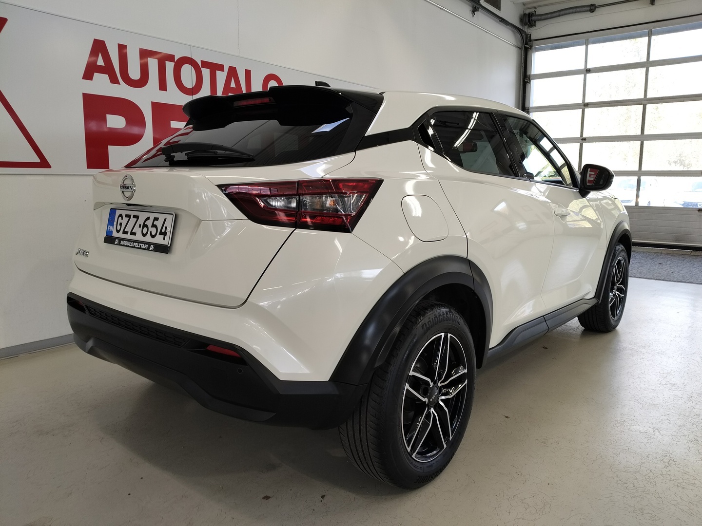 NISSAN Juke 6