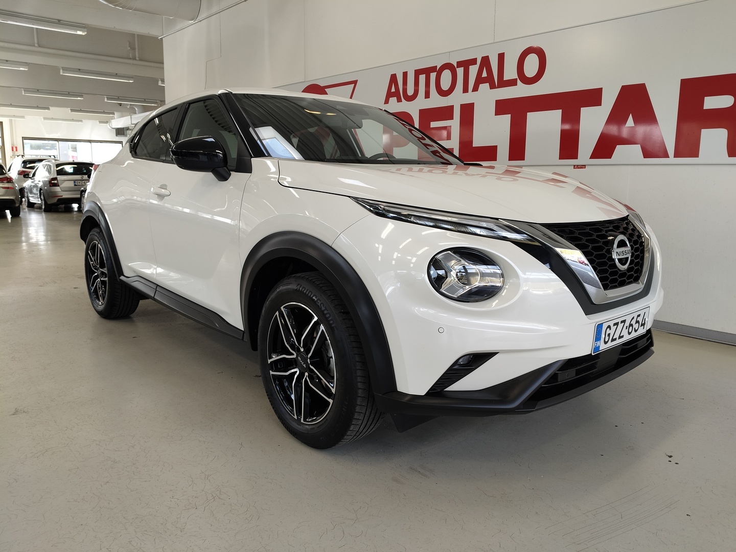 NISSAN Juke 8