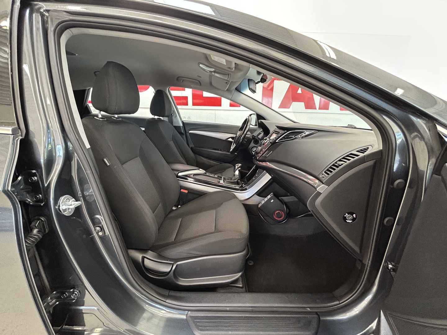 HYUNDAI i40 Wagon 12