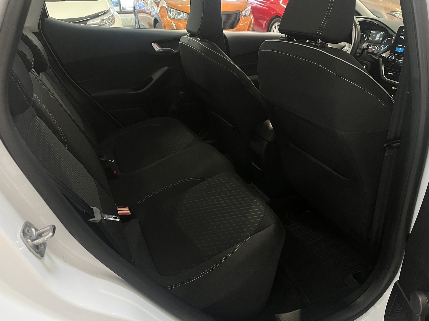 FORD Fiesta 17