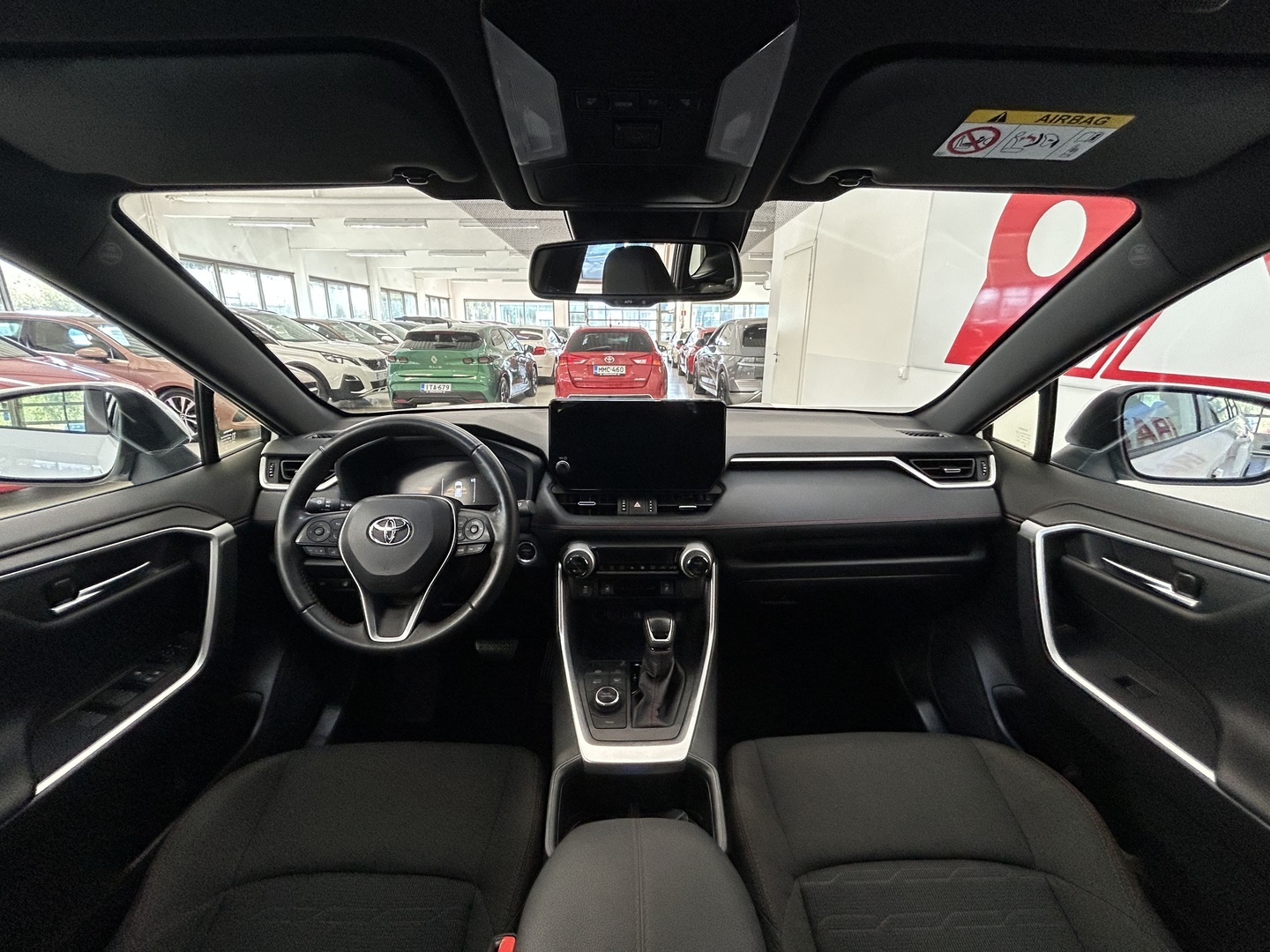 TOYOTA RAV4 Plug-in 12