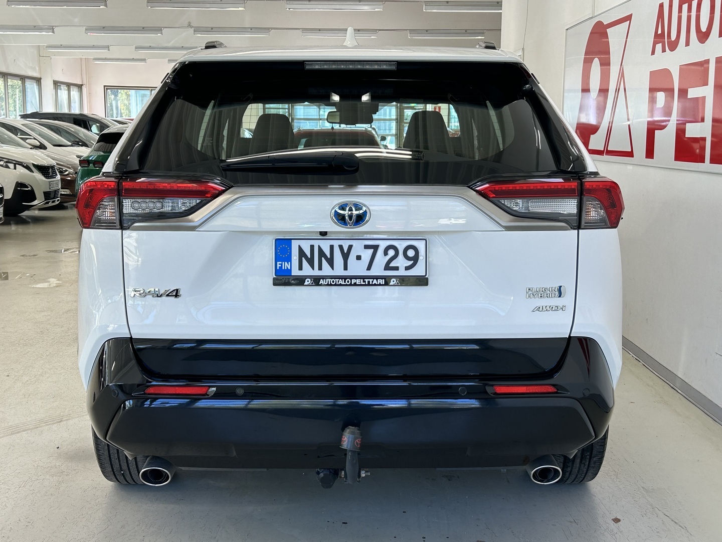 TOYOTA RAV4 Plug-in 4