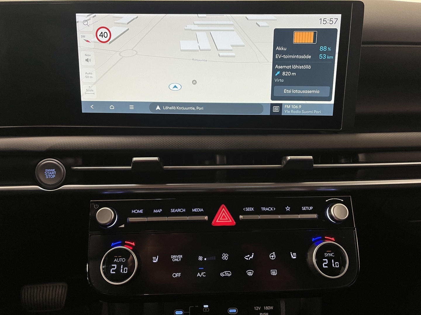 HYUNDAI TUCSON 12