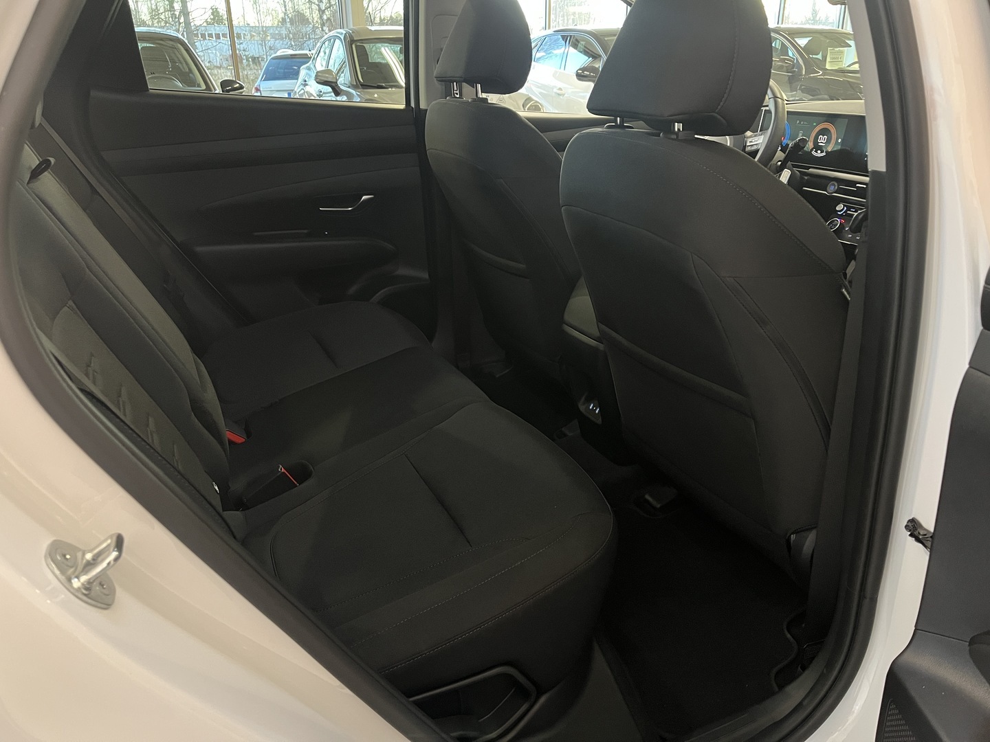 HYUNDAI TUCSON 16