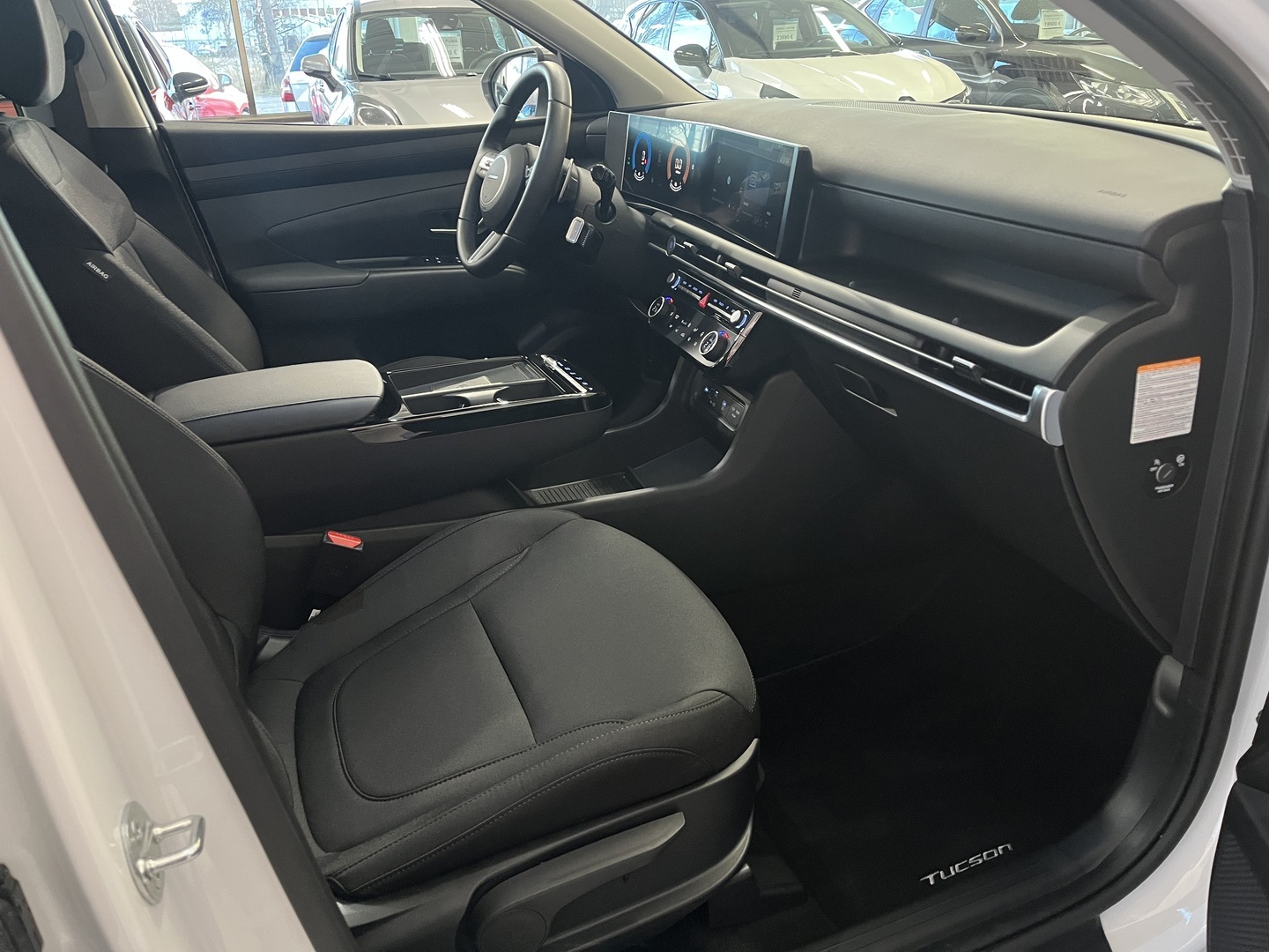 HYUNDAI TUCSON 6