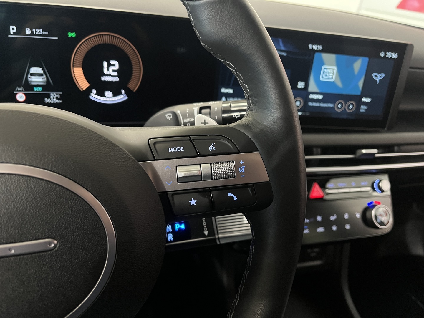 HYUNDAI TUCSON 9