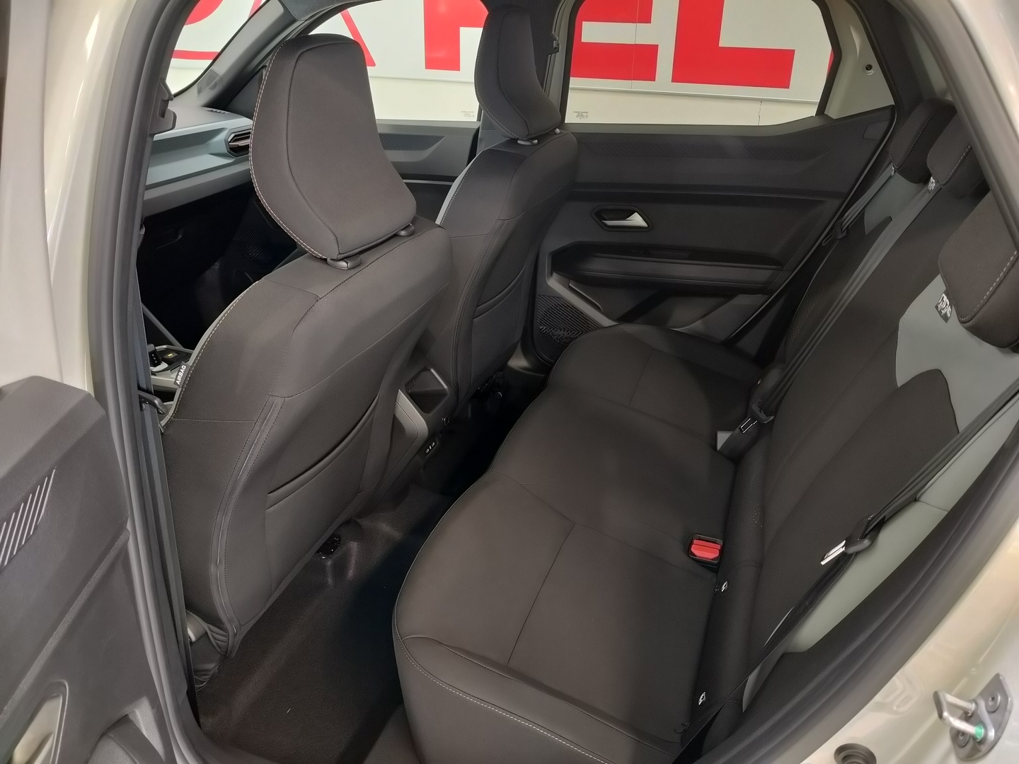 DACIA DUSTER 6
