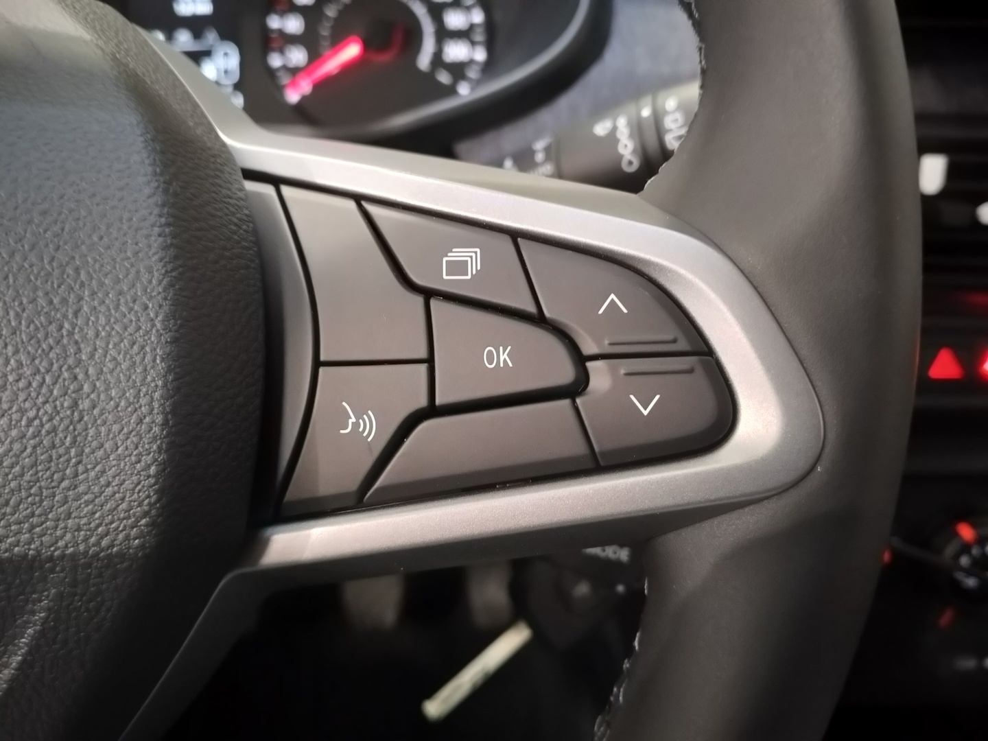DACIA SANDERO 12