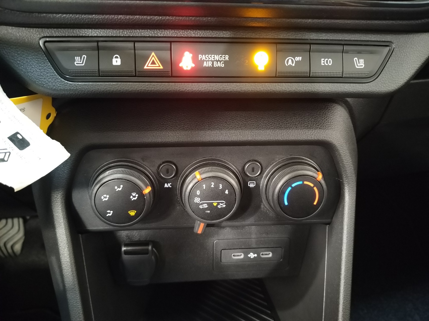 DACIA SANDERO 15