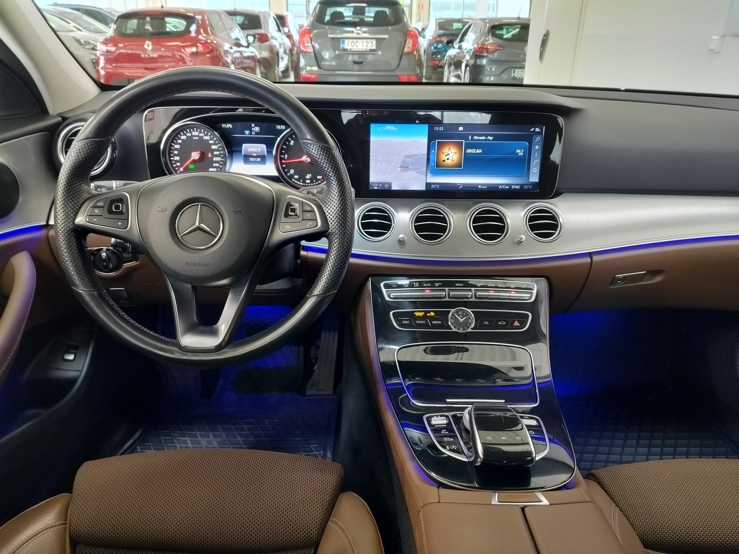 MERCEDES-BENZ E 10