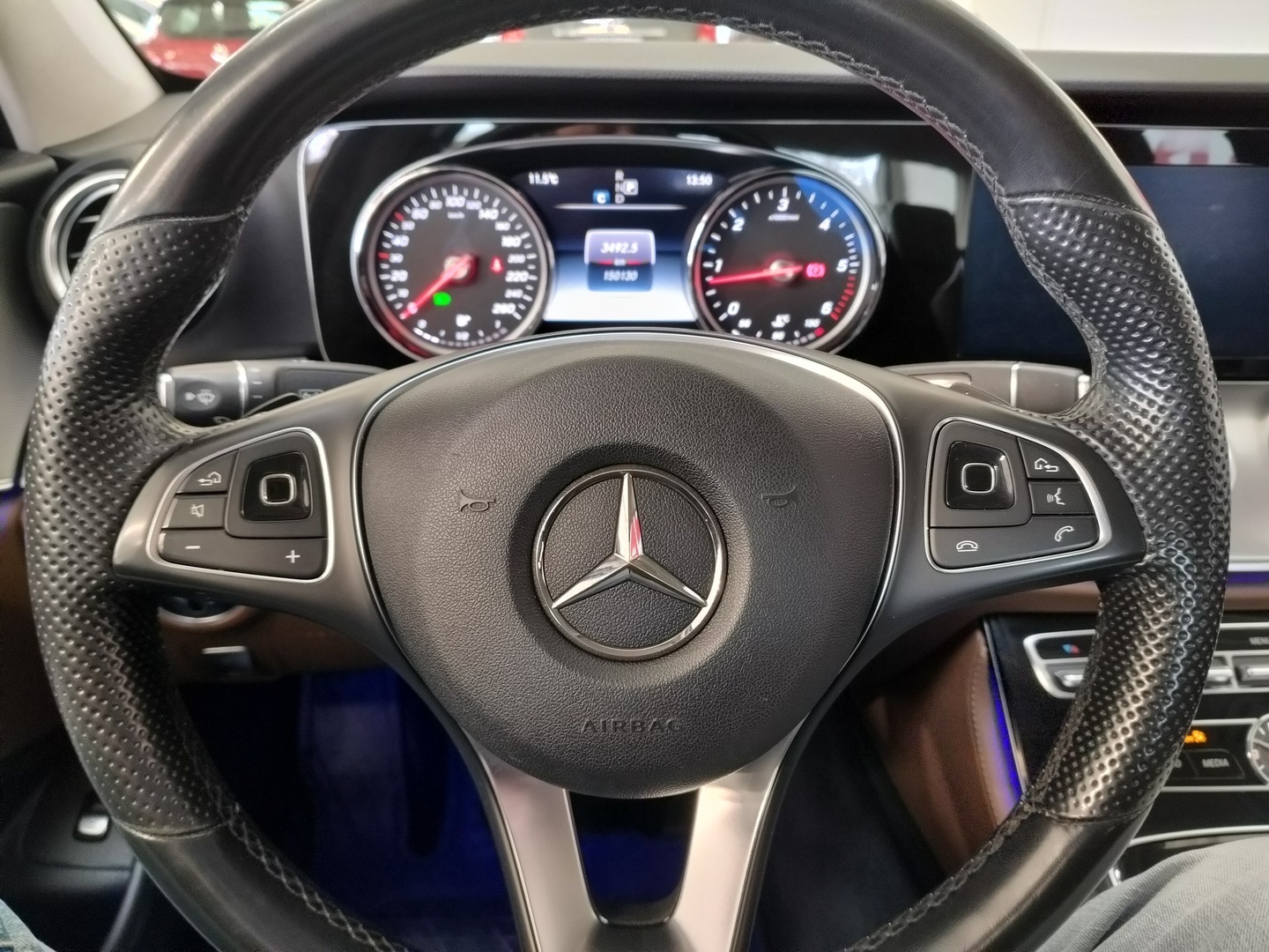 MERCEDES-BENZ E 14