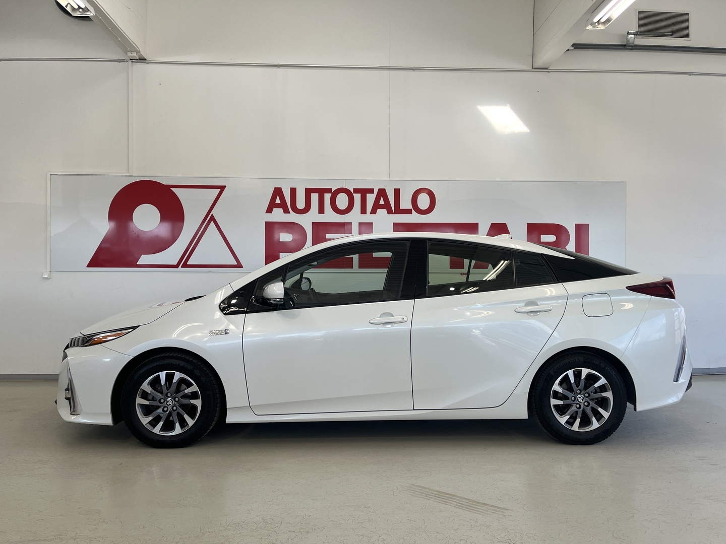 TOYOTA PRIUS 3