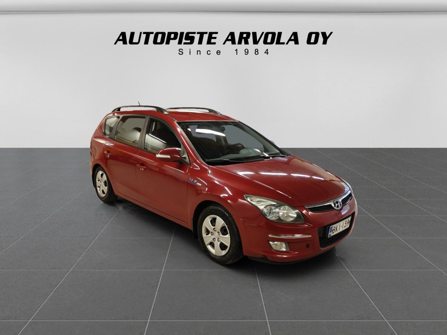 HYUNDAI i30 2010