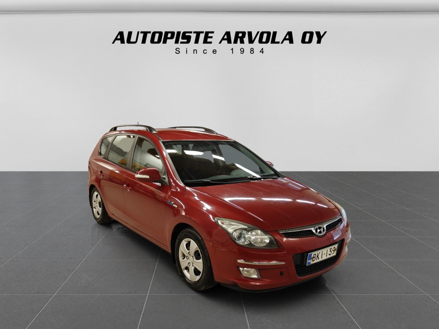 HYUNDAI i30 2010