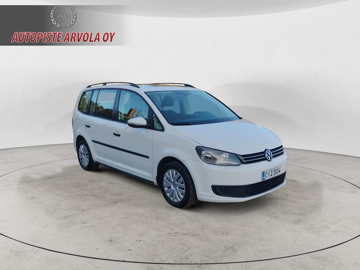 VOLKSWAGEN Touran 2014