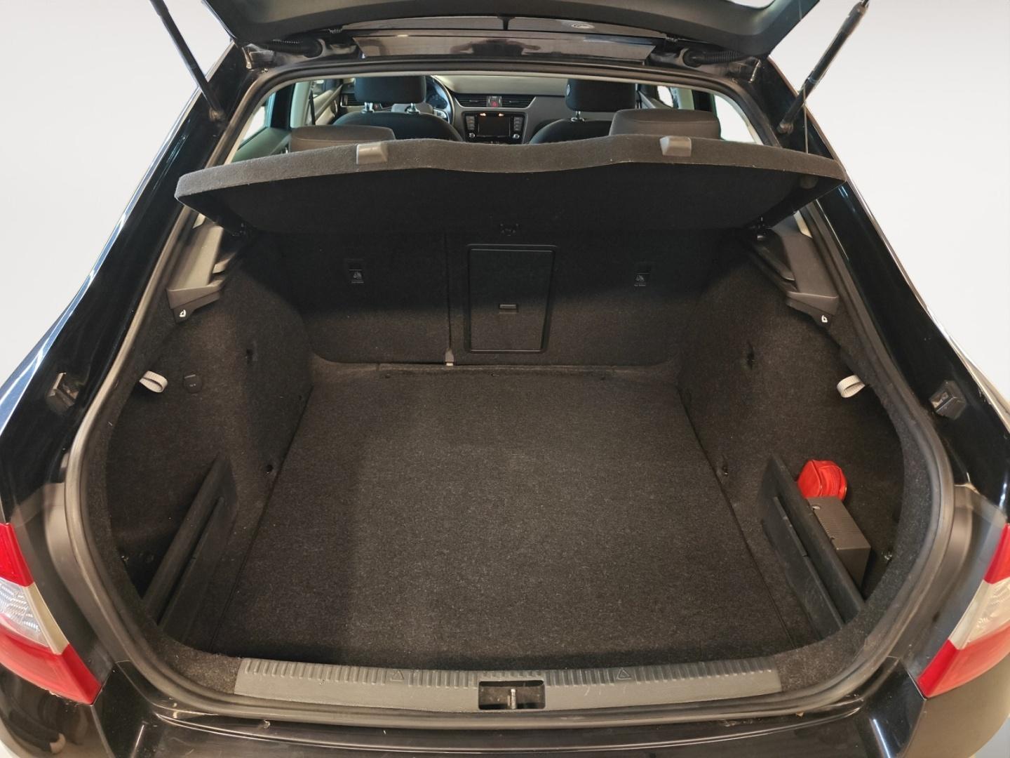 SKODA Octavia 2016