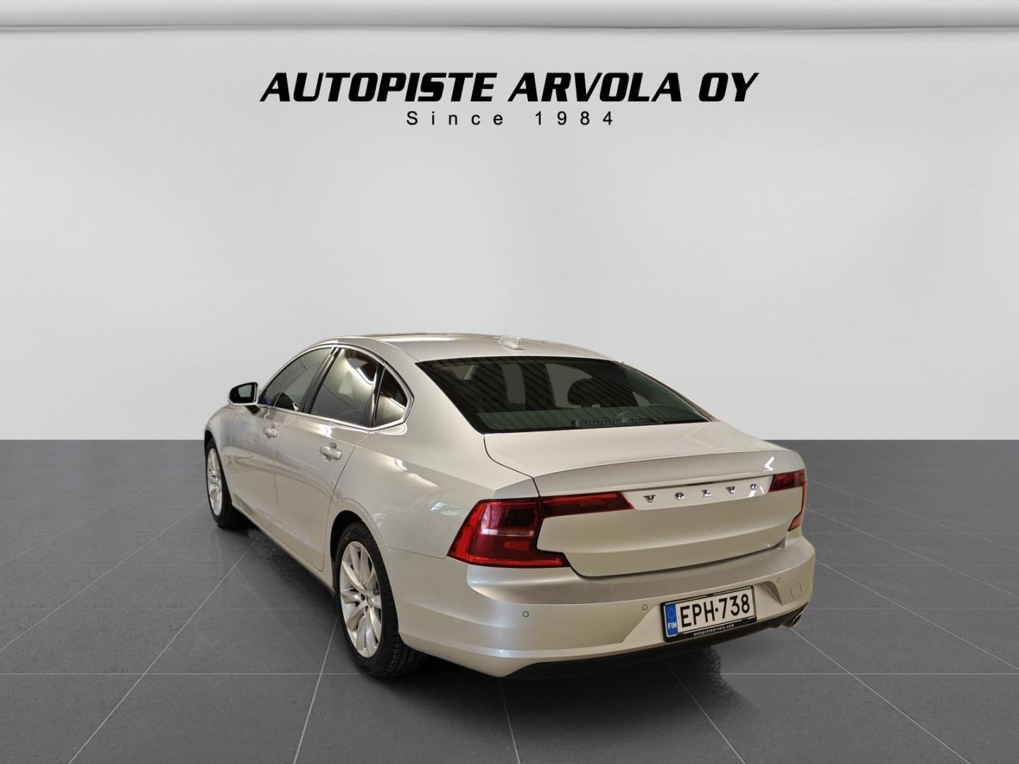 VOLVO S90 2018