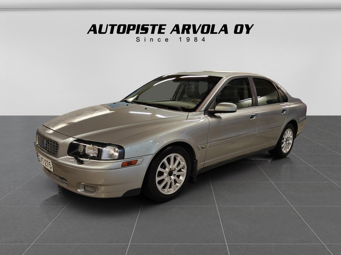 VOLVO S80 2004