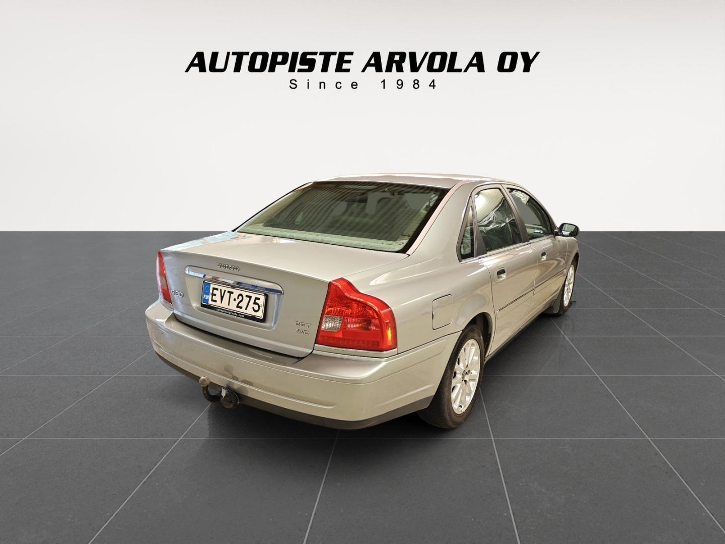 VOLVO S80 2004