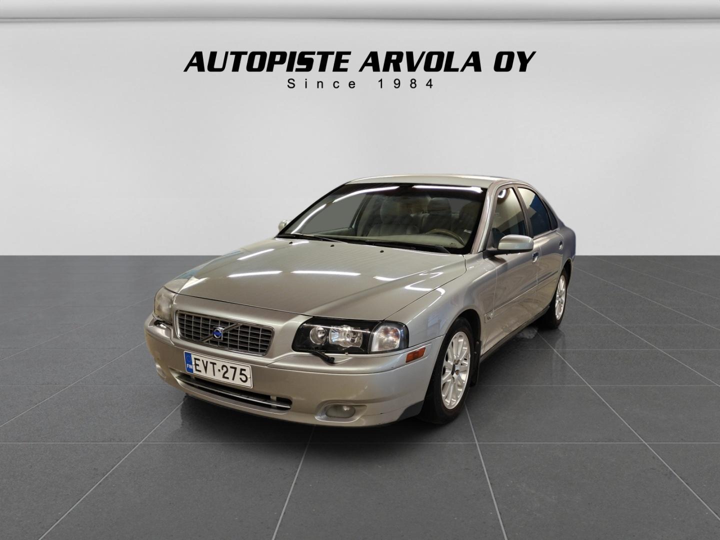 VOLVO S80 2004