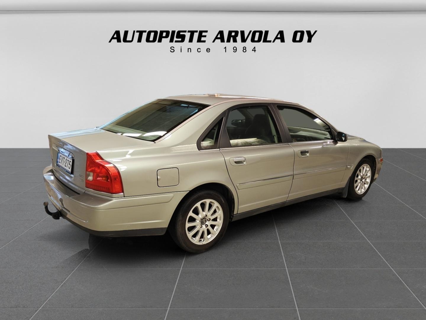 VOLVO S80 2004
