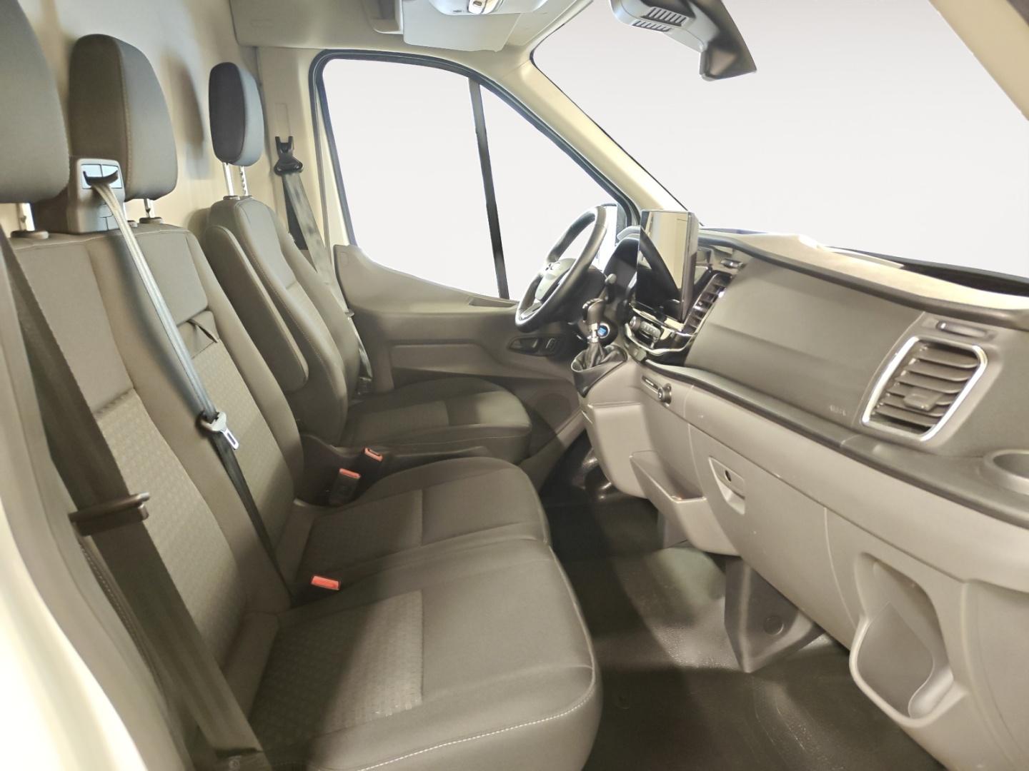 FORD Transit 2025
