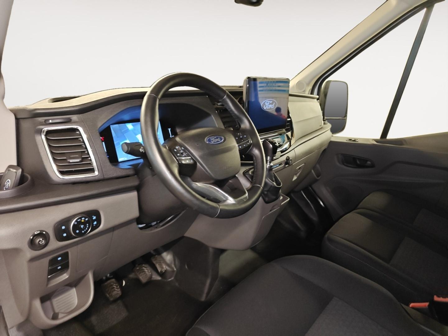 FORD Transit 2025