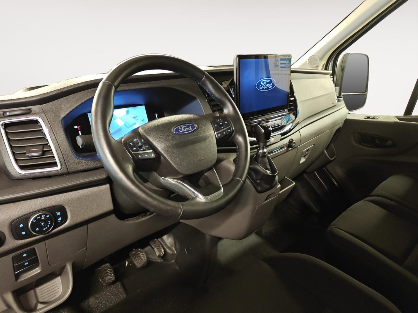 FORD Transit 2025