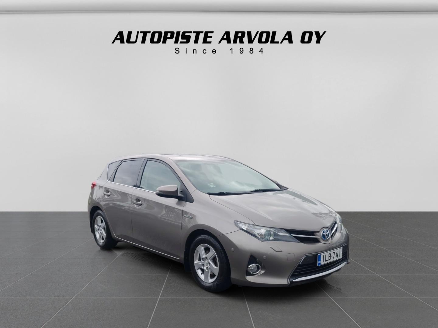 TOYOTA Auris 2013