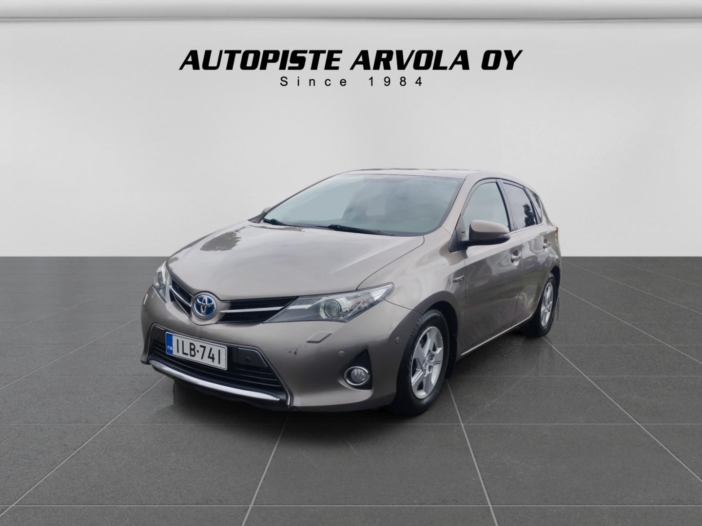 TOYOTA Auris 2013