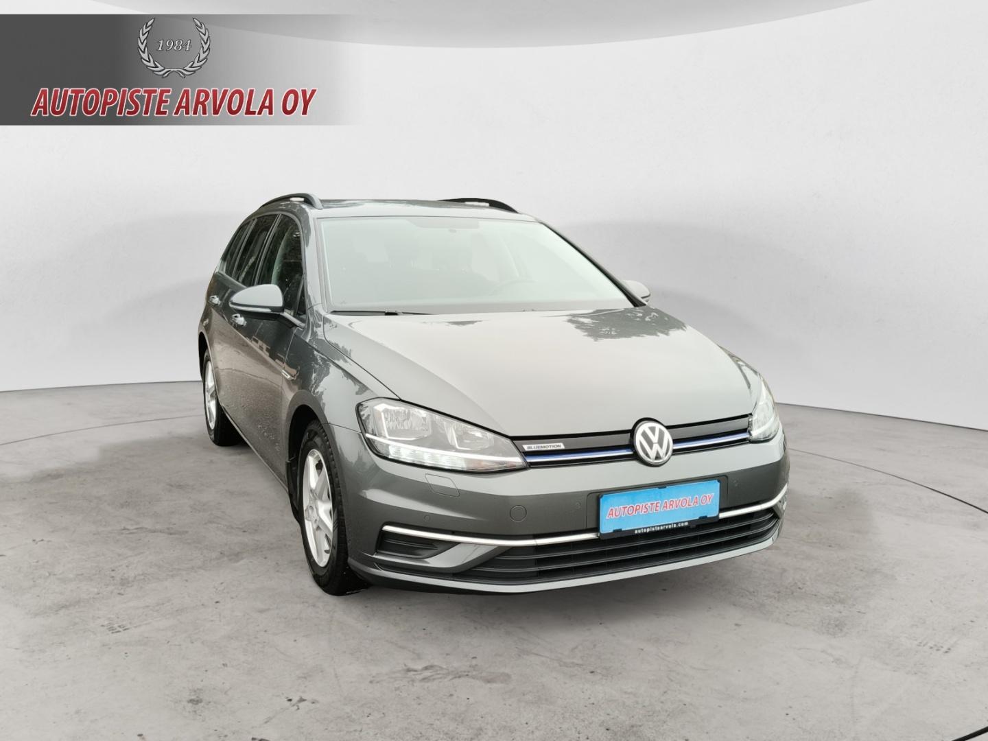 VOLKSWAGEN Golf 2019