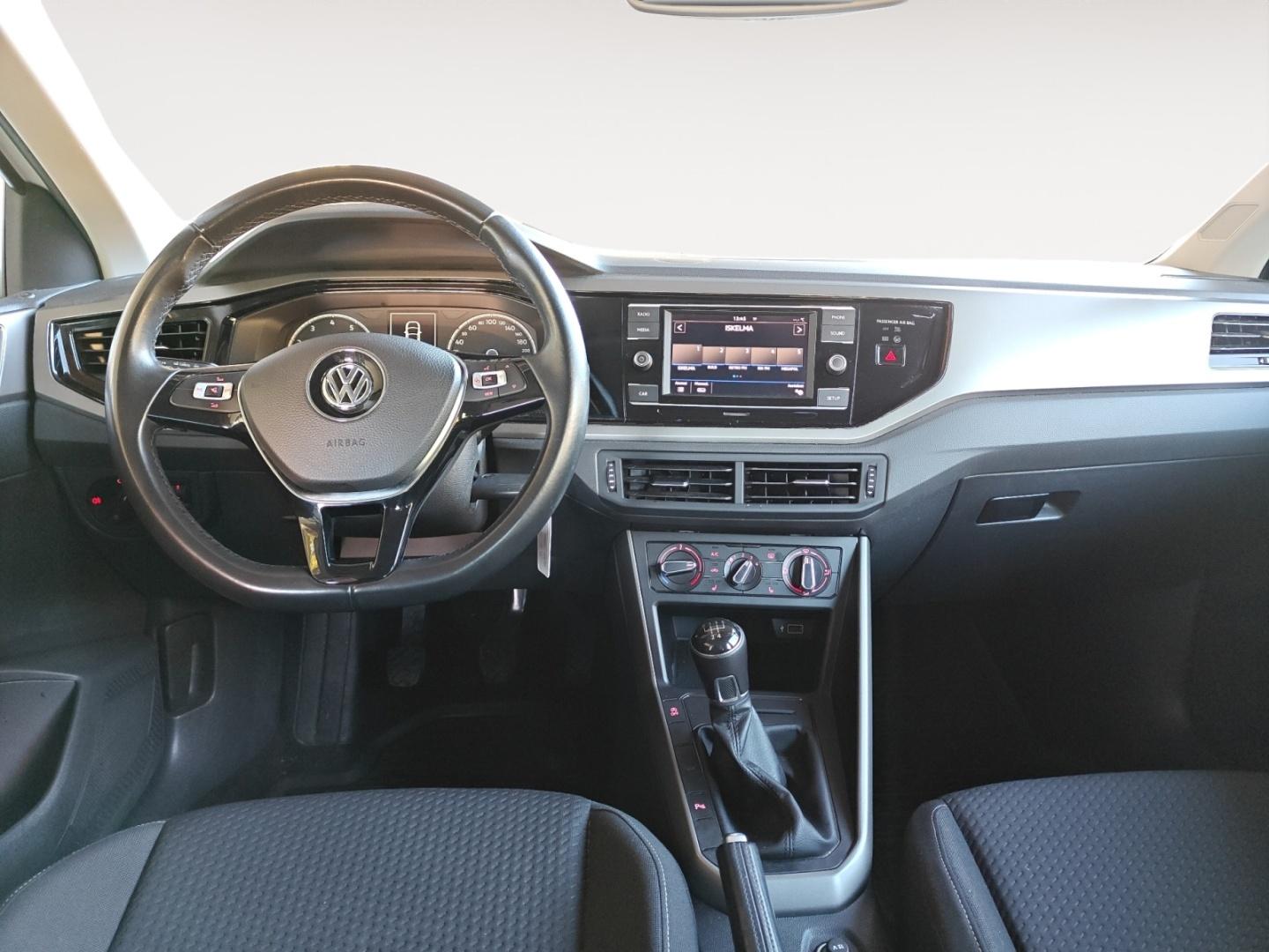 VOLKSWAGEN Polo 2018