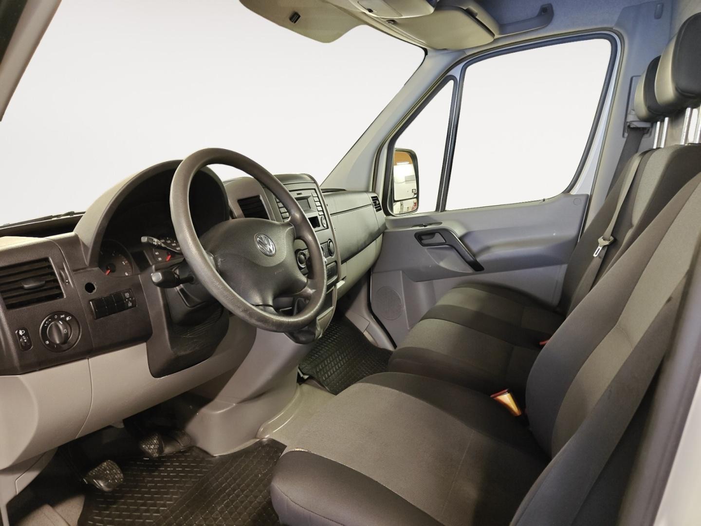 VOLKSWAGEN Crafter 2015