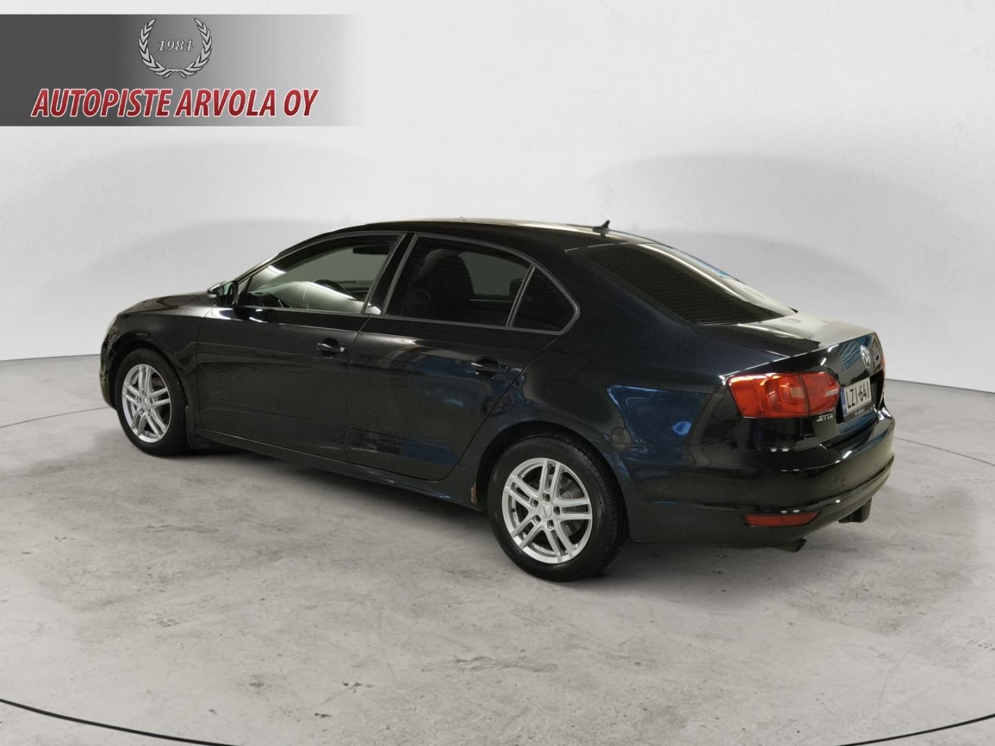 VOLKSWAGEN Jetta 2011