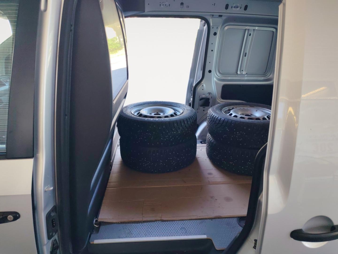 VOLKSWAGEN Caddy 2016