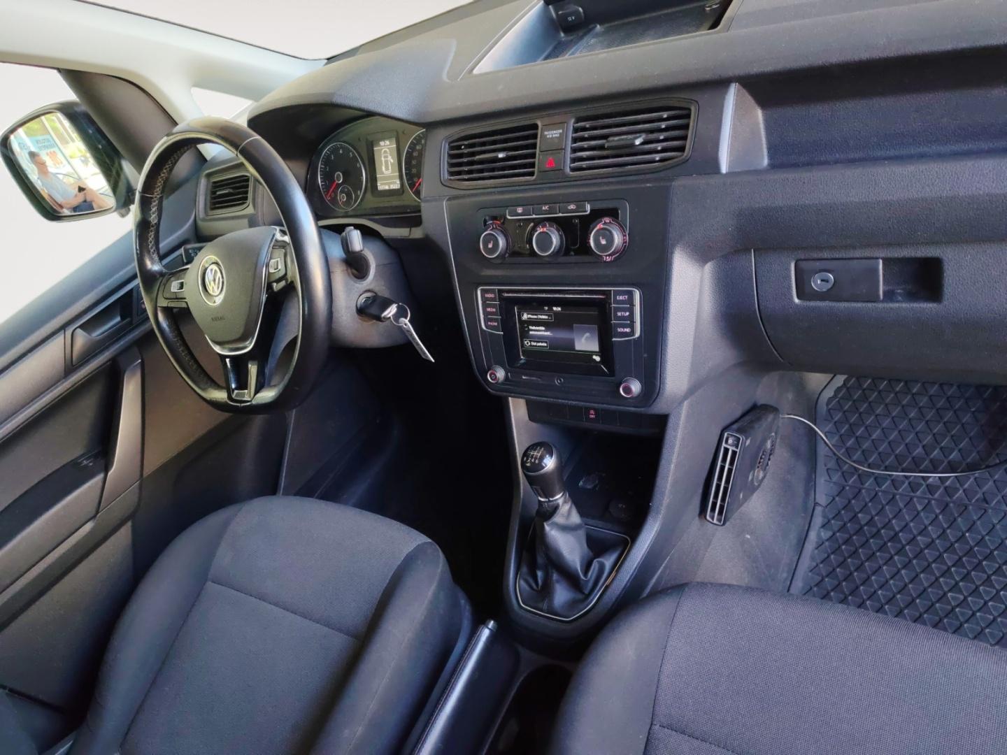 VOLKSWAGEN Caddy 2016