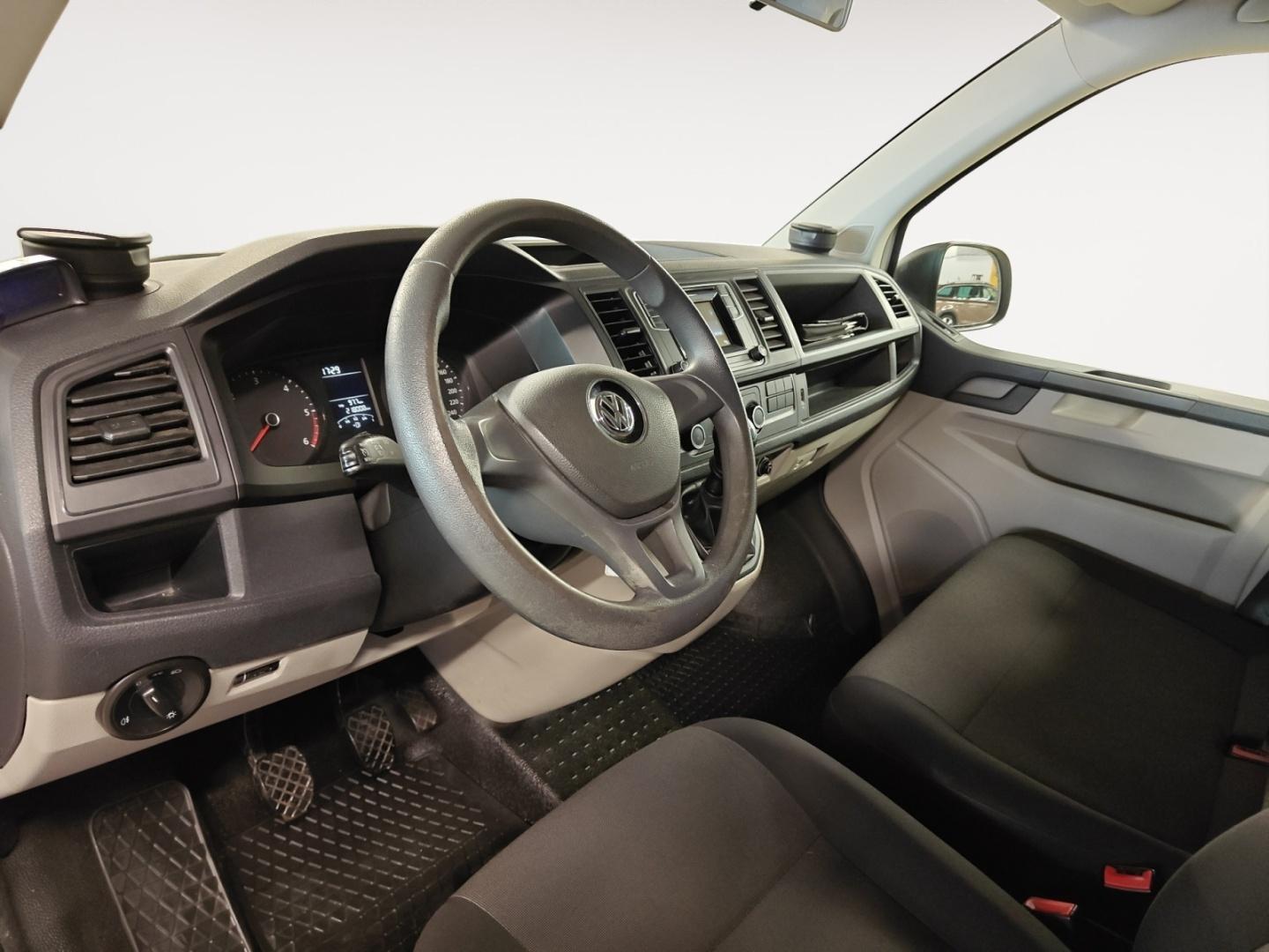 VOLKSWAGEN Transporter 2017