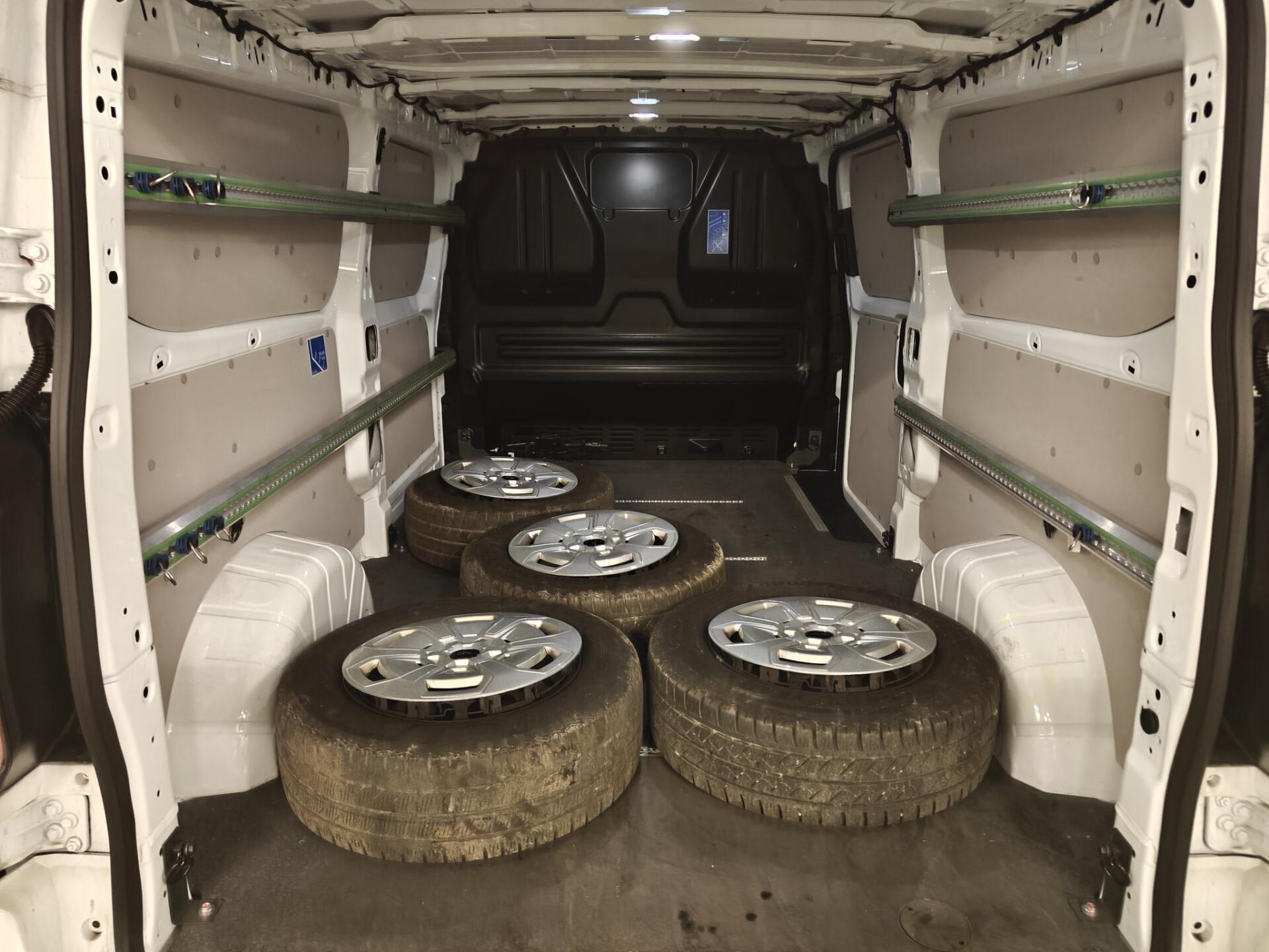 FORD Transit Custom 2025