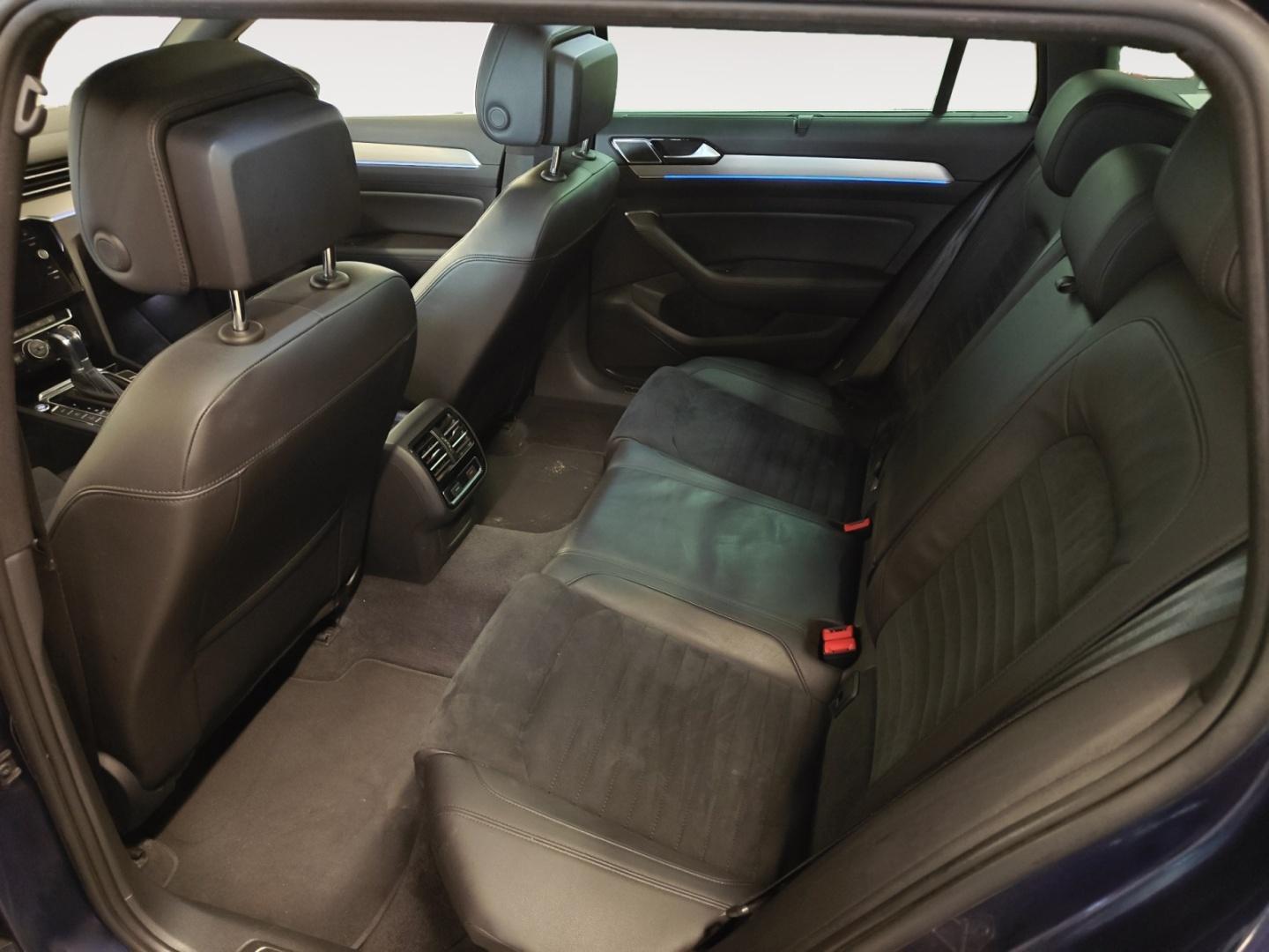 VOLKSWAGEN Passat 2018