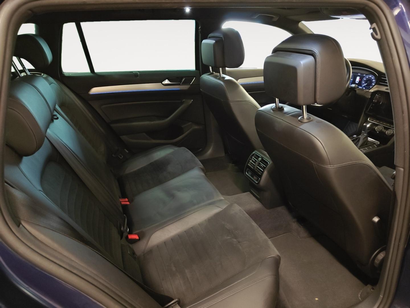 VOLKSWAGEN Passat 2018