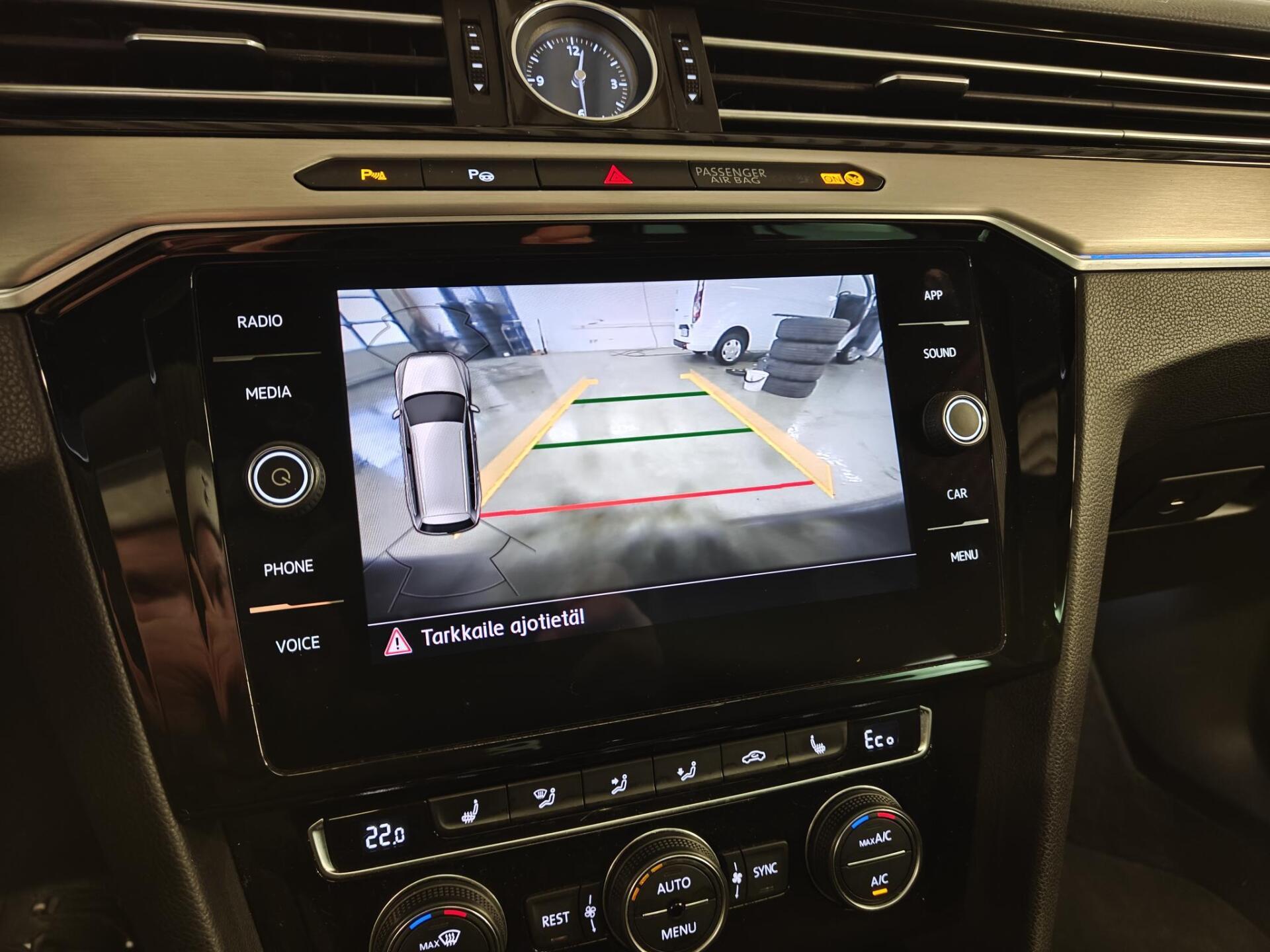 VOLKSWAGEN Passat 2018