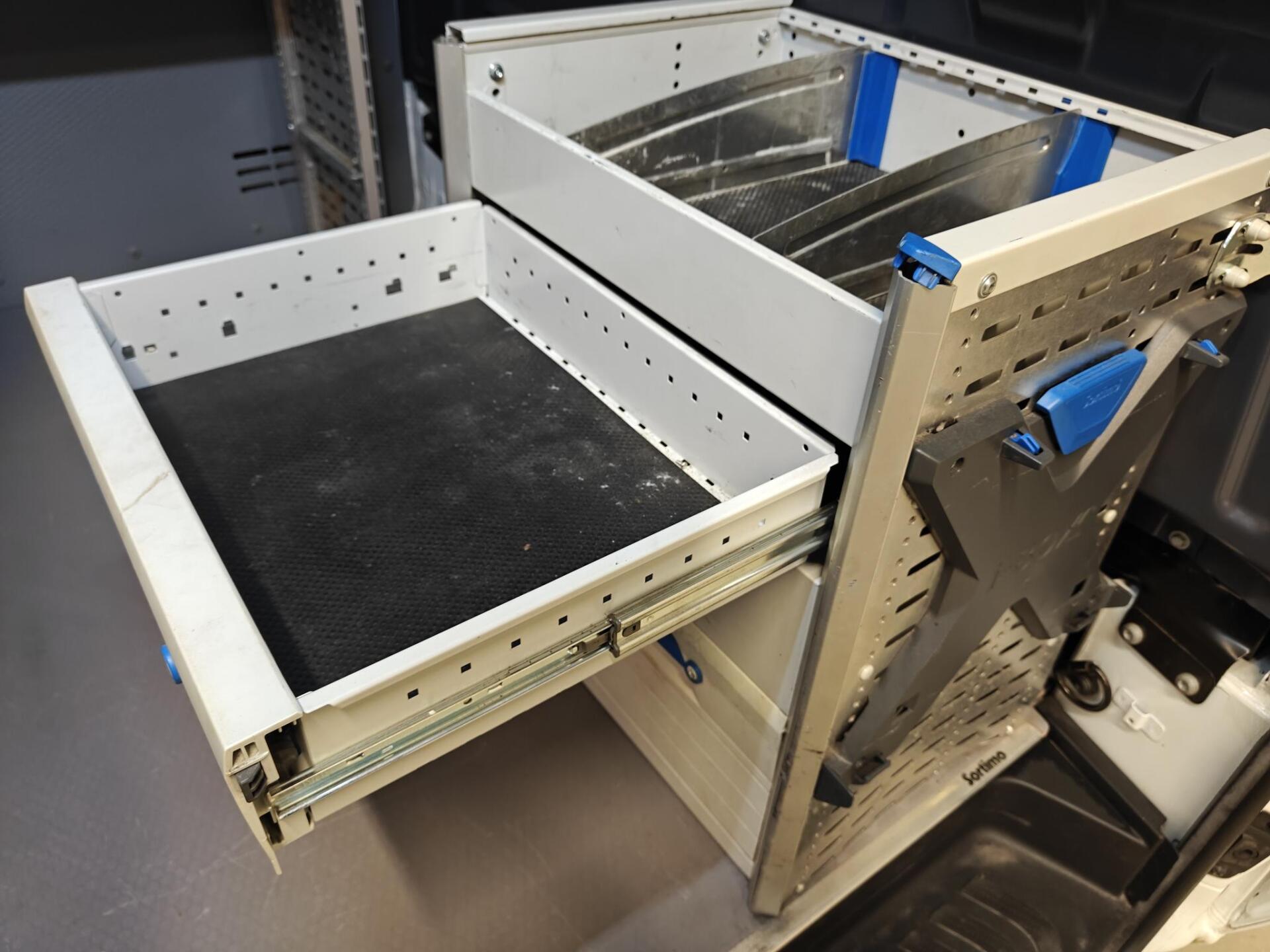 MERCEDES-BENZ Vito 2021