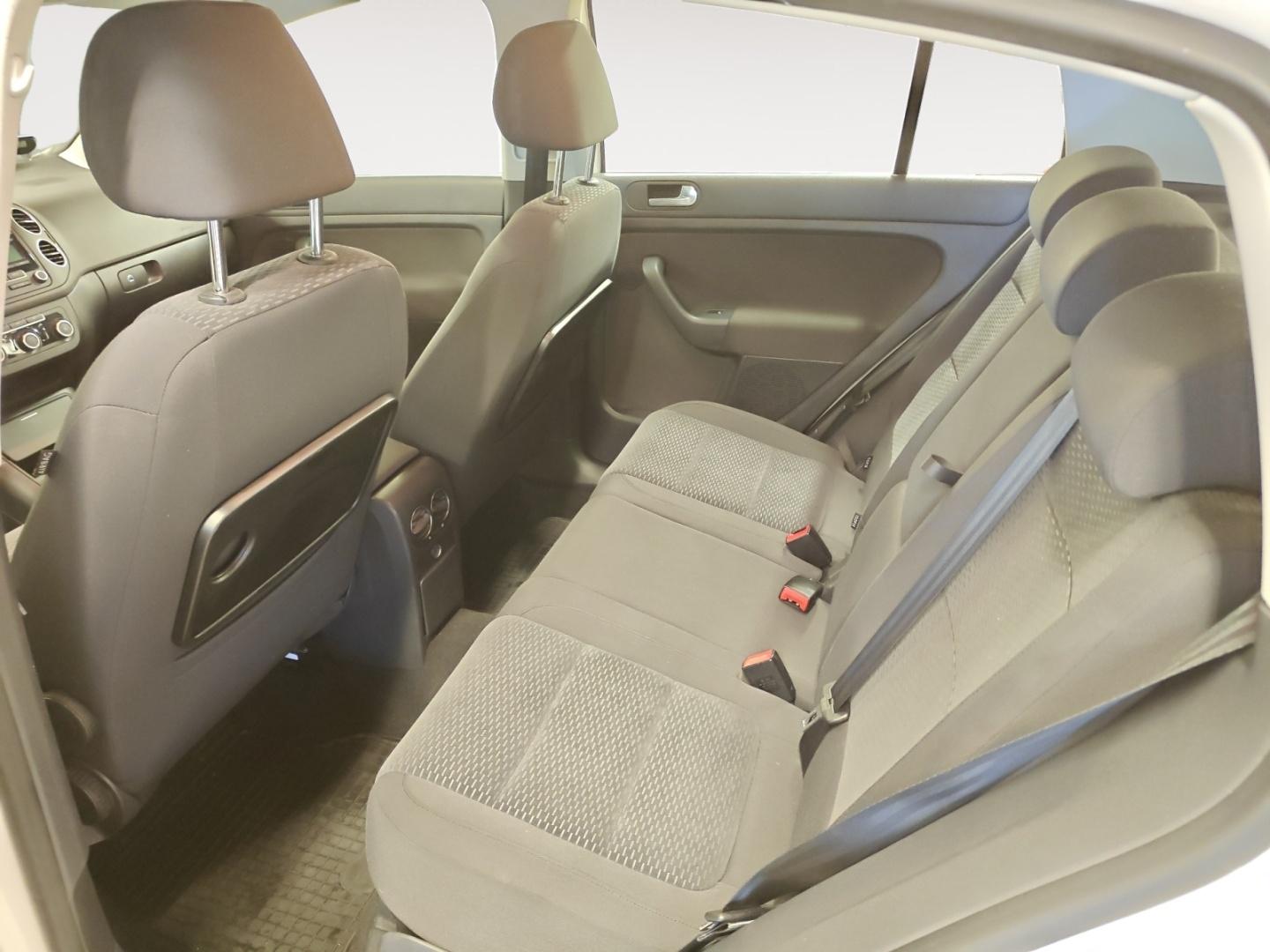 VOLKSWAGEN Golf Plus 2011