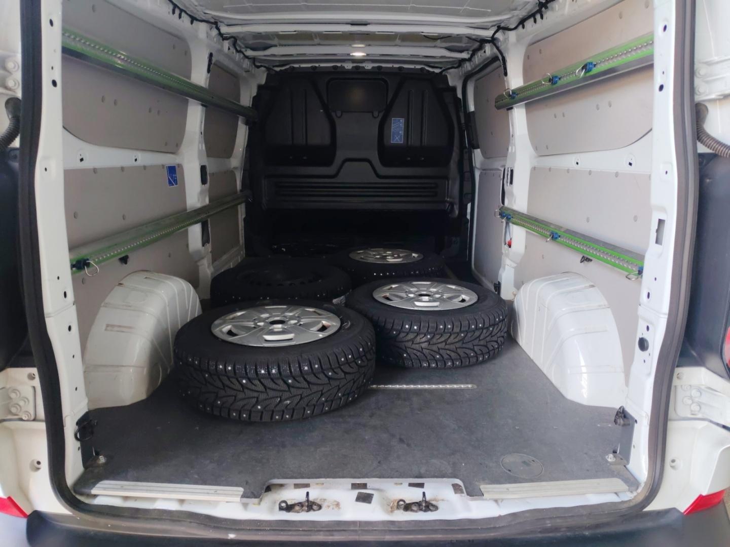 FORD Transit Custom 2025