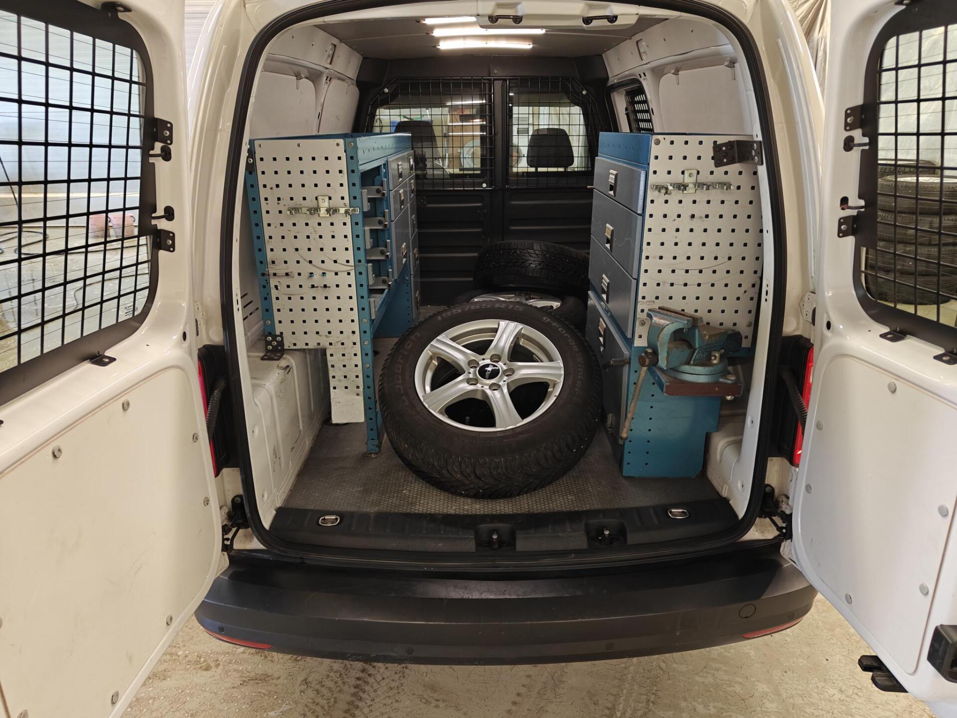 VOLKSWAGEN Caddy Maxi 2016