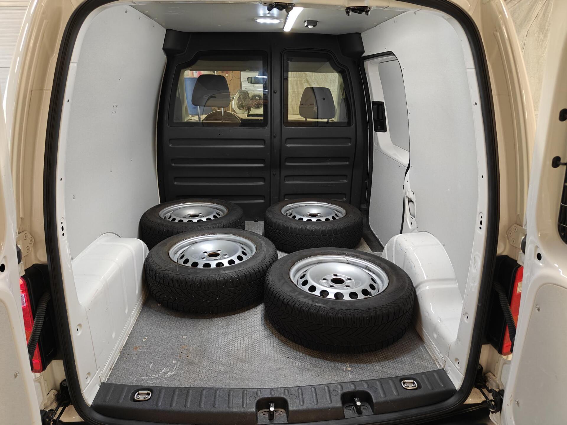 VOLKSWAGEN Caddy 2020