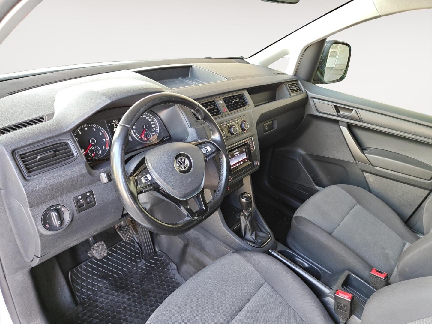 VOLKSWAGEN Caddy 2017
