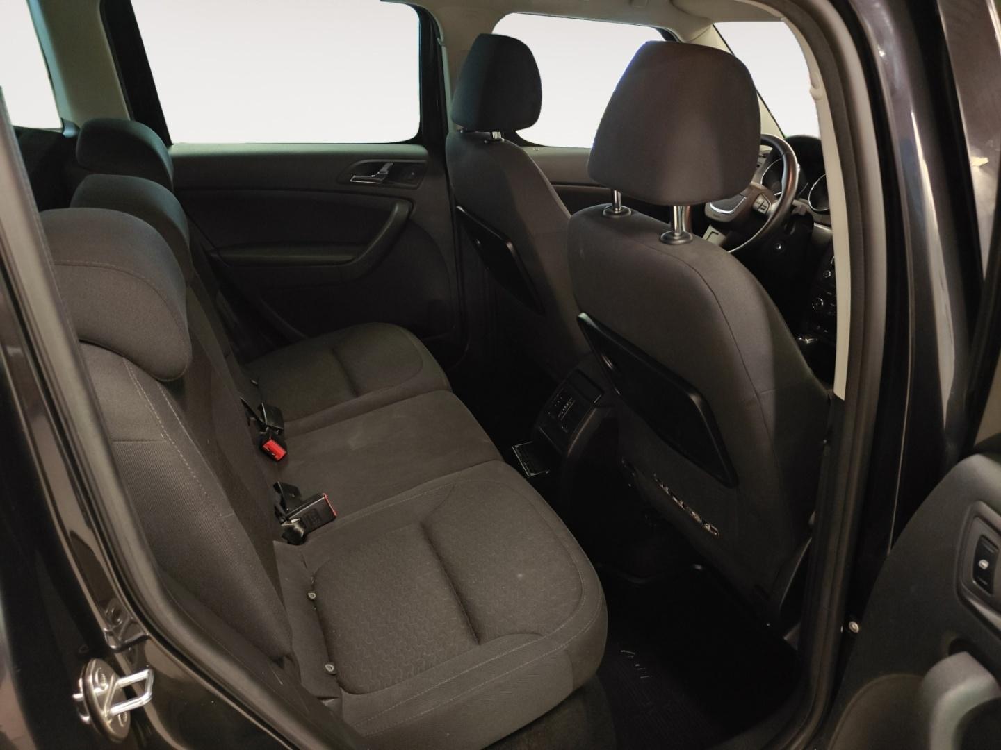 SKODA Yeti 2013