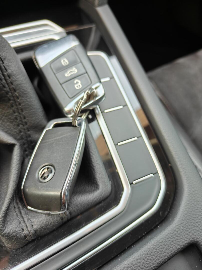 VOLKSWAGEN Passat 2018